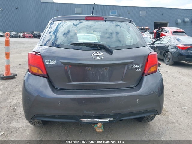 12617092 :رقم المزاد ، VNKKTUD39FA046724 vin ، 2015 Toyota Yaris Le مزاد بيع
