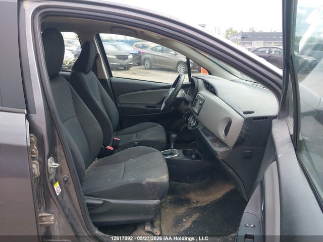 12617092 :رقم المزاد ، VNKKTUD39FA046724 vin ، 2015 Toyota Yaris Le مزاد بيع