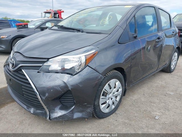 12617092 :رقم المزاد ، VNKKTUD39FA046724 vin ، 2015 Toyota Yaris Le مزاد بيع