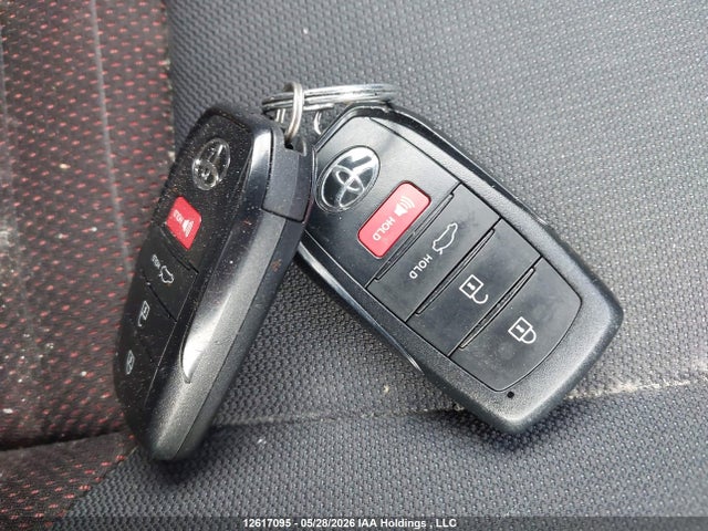 12617095 :رقم المزاد ، JTDBDMHE8R3010422 vin ، 2024 Toyota Corolla Hybrid مزاد بيع