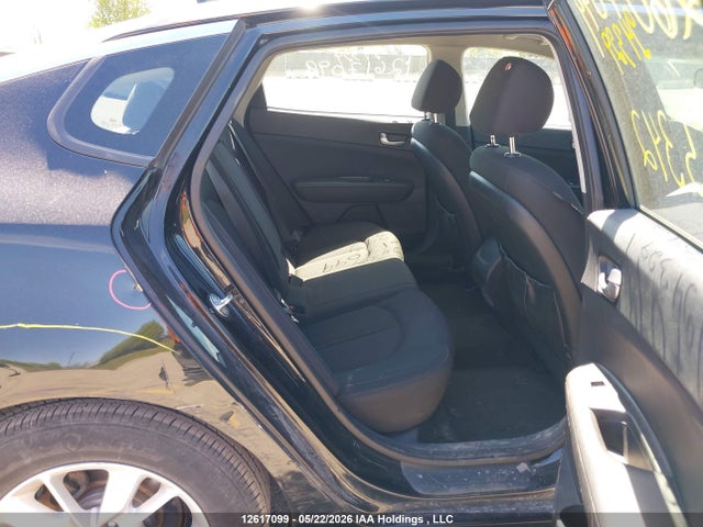 12617099 :رقم المزاد ، 5XXGT4L33JG255342 vin ، 2018 Kia Optima Lx/lx+ مزاد بيع