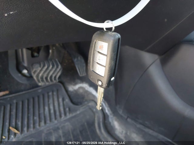 12617121 :رقم المزاد ، 5N1AT2MT3FC774094 vin ، 2015 Nissan Rogue مزاد بيع
