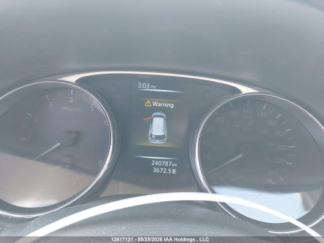 12617121 :رقم المزاد ، 5N1AT2MT3FC774094 vin ، 2015 Nissan Rogue مزاد بيع