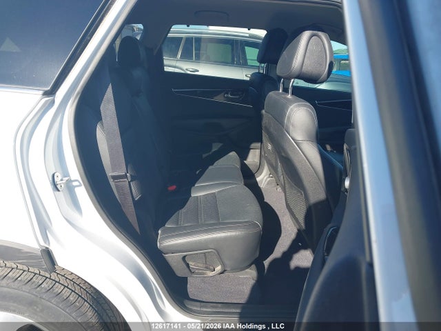 5XYPHDA15GG124260 KIA SORENTO EX
