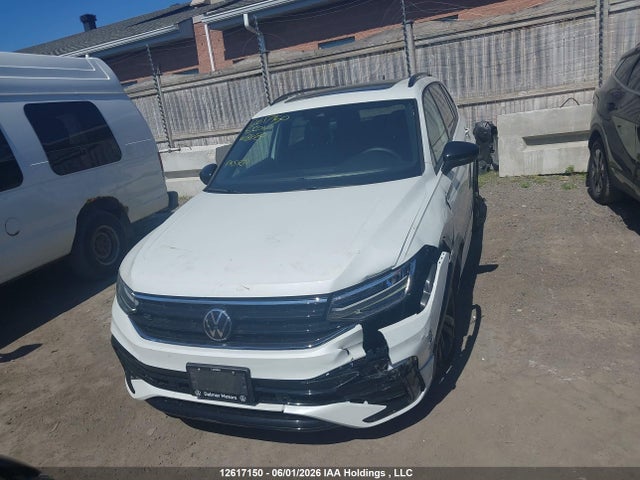Aukcja sprzedaży 2023 Volkswagen Tiguan Comfortline R-line Black, vin: 3VV8B7AX6PM081080, numer aukcji: 12617150