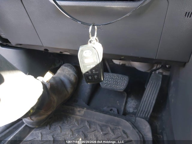 2021 Toyota Sienna Xle 8-passenger მანქანა იყიდება აუქციონზე, vin: 5TDGRKEC7MS042705, აუქციონის ნომერი: 12617154