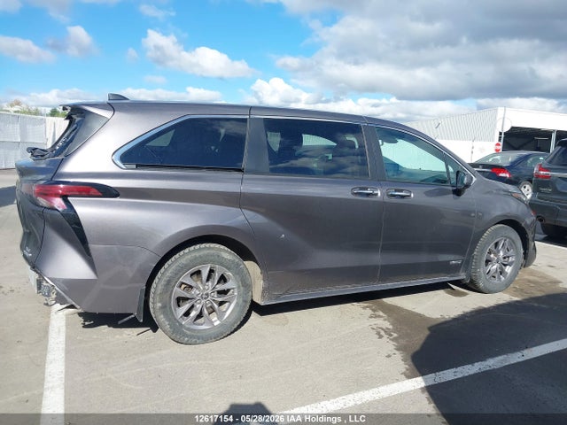 2021 Toyota Sienna Xle 8-passenger მანქანა იყიდება აუქციონზე, vin: 5TDGRKEC7MS042705, აუქციონის ნომერი: 12617154