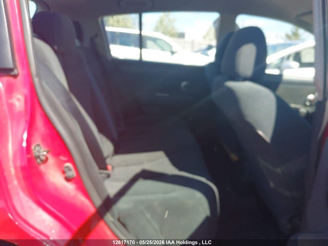 12617170 :رقم المزاد ، 3N1BC1CP0AL410853 vin ، 2010 Nissan Versa 1.8s مزاد بيع