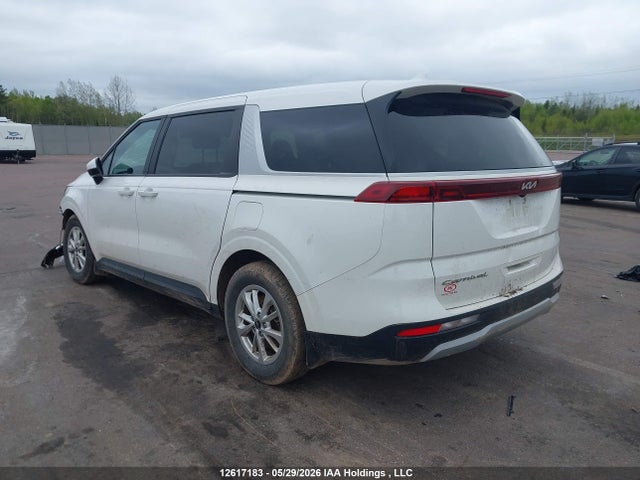 12617183 :رقم المزاد ، KNDNB5H38N6125635 vin ، 2022 Kia Carnival Lx مزاد بيع