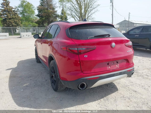 Продаж на аукціоні авто 2018 Alfa Romeo Stelvio, vin: ZASFAKPN9J7B98615, номер лоту: 12617196