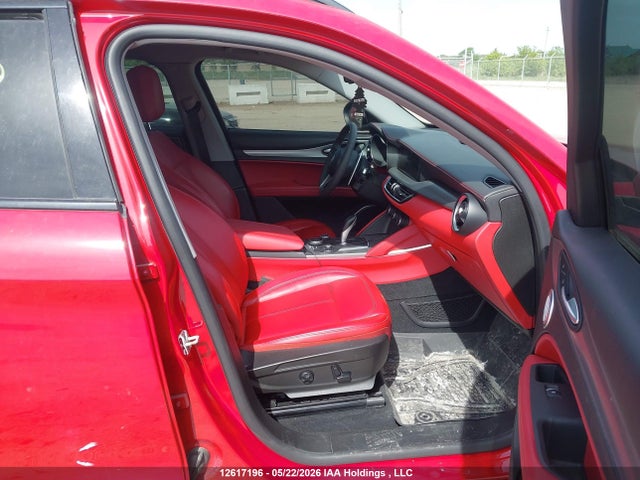 Продаж на аукціоні авто 2018 Alfa Romeo Stelvio, vin: ZASFAKPN9J7B98615, номер лоту: 12617196