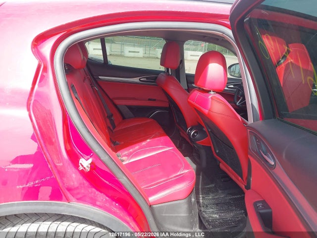 Продаж на аукціоні авто 2018 Alfa Romeo Stelvio, vin: ZASFAKPN9J7B98615, номер лоту: 12617196