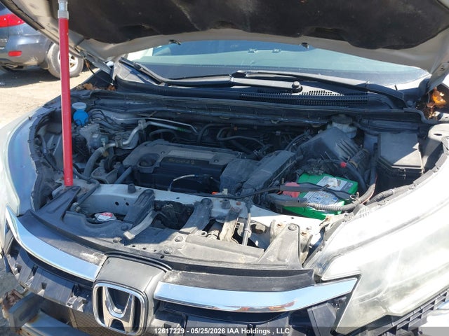 12617229 :رقم المزاد ، 2HKRM4H41FH112327 vin ، 2015 Honda Cr-v مزاد بيع