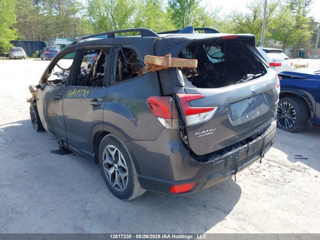 JF2SKEJC0MH443363 Subaru Forester Touring