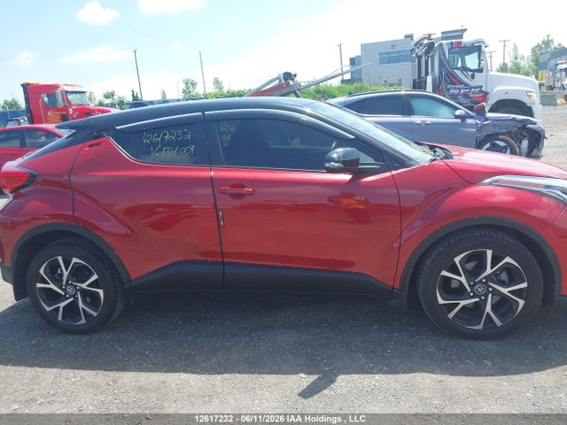 JTNKHMBX6N1134009 Toyota C-hr Xle Premium