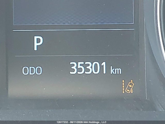 JTNKHMBX6N1134009 Toyota C-hr Xle Premium