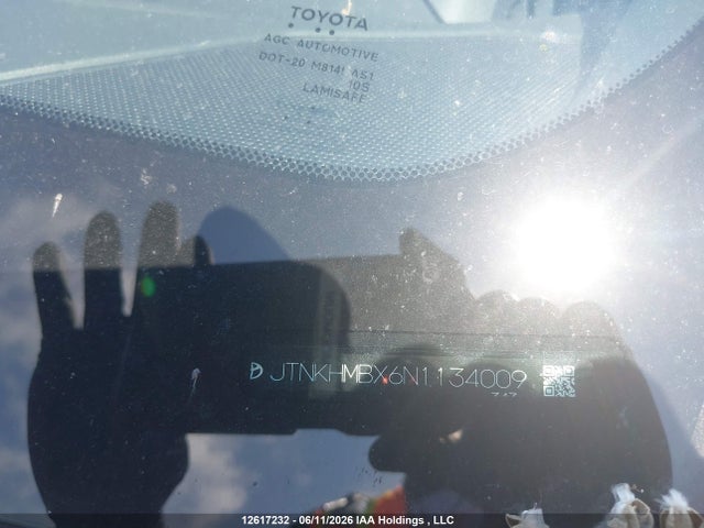 JTNKHMBX6N1134009 Toyota C-hr Xle Premium