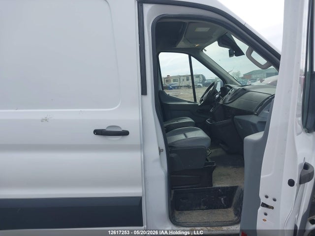 1FTYR3XM8JKB23652 Ford Transit T-250