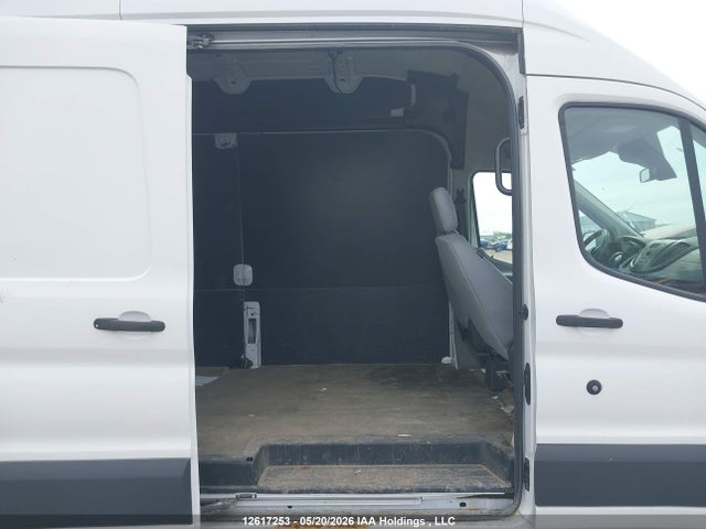 1FTYR3XM8JKB23652 Ford Transit T-250