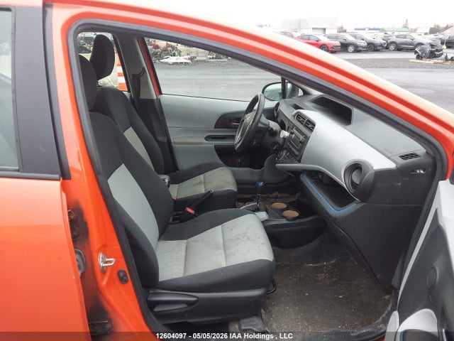 12604097 :رقم المزاد ، JTDKDTB34C1029540 vin ، 2012 Toyota Prius C Technology مزاد بيع