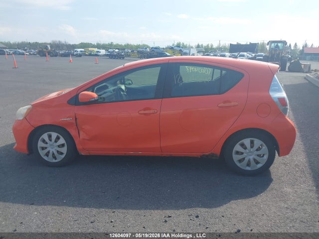 12604097 :رقم المزاد ، JTDKDTB34C1029540 vin ، 2012 Toyota Prius C Technology مزاد بيع