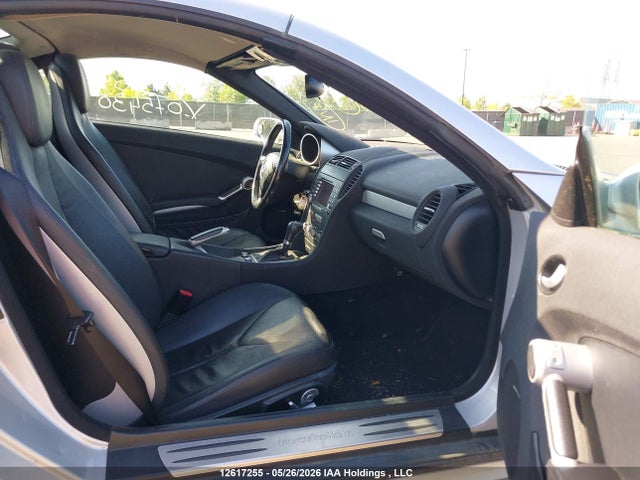 Продажа на аукционе авто 2005 Mercedes-benz Slk 350, vin: WDBWK56F25F075430, номер лота: 12617255