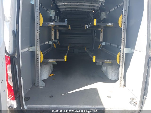 Продажа на аукционе авто 2022 Mercedes-benz Sprinter 2500, vin: W1Y4DCHY2NP450213, номер лота: 12617257