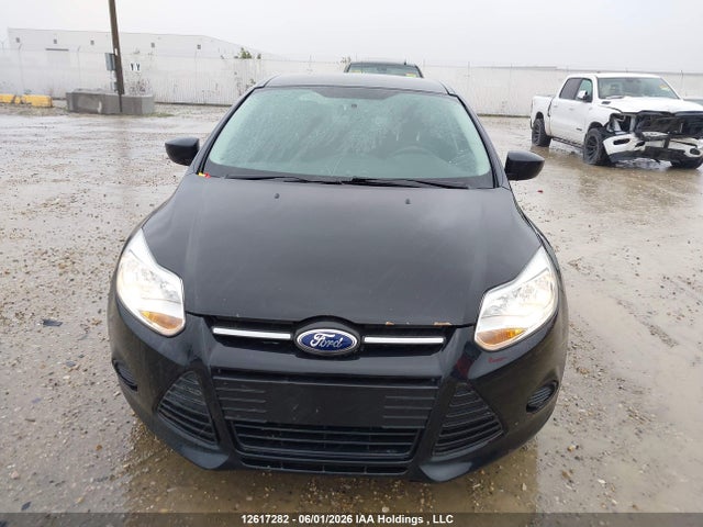 1FADP3E24EL315422 Ford FOCUS S