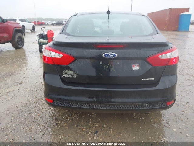 1FADP3E24EL315422 Ford FOCUS S