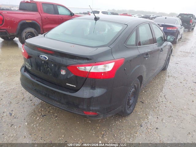 1FADP3E24EL315422 Ford FOCUS S