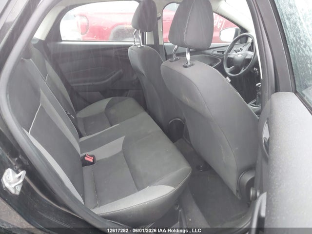 1FADP3E24EL315422 Ford FOCUS S