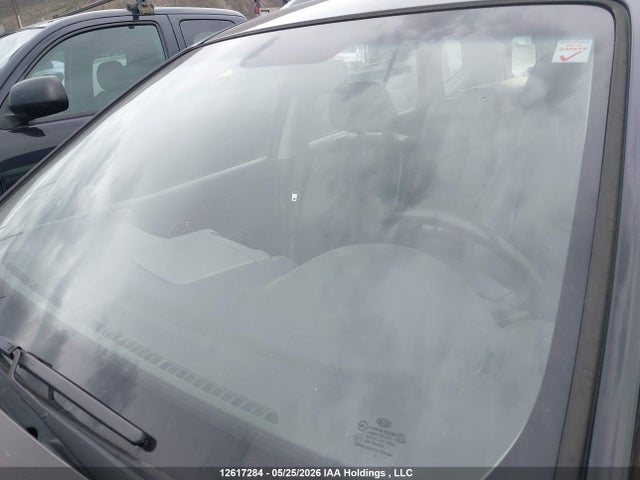 Продаж на аукціоні авто 2012 Kia Rondo, vin: KNAHH8C81C7404770, номер лоту: 12617284
