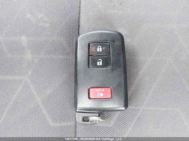 Продажа на аукционе авто 2017 Toyota Tacoma Dbl Cab/sr/trdspt/or/pro, vin: 5TFCZ5AN9HX056158, номер лота: 12617289