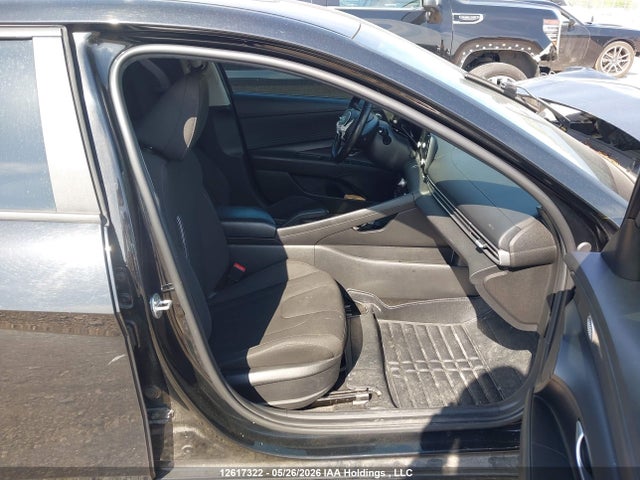 KMHLM4AG0MU071567 Hyundai Elantra Preferred Ivt With Sun And Tech Package