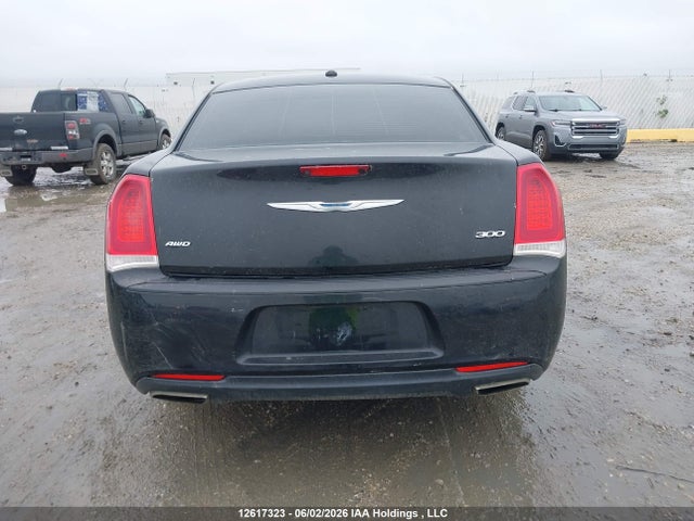 Chrysler 300 Touring 2017 2C3CCARG2HH535806 Image 16