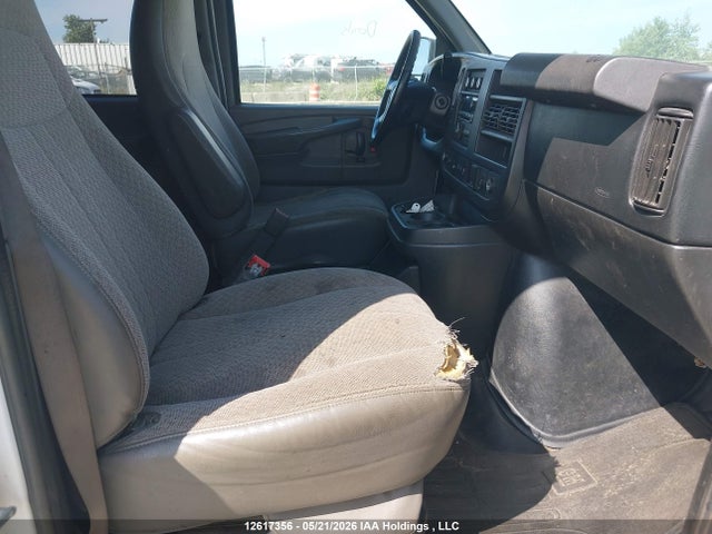1GAZGZFG5F1102126 Chevrolet Express 3500 1ls