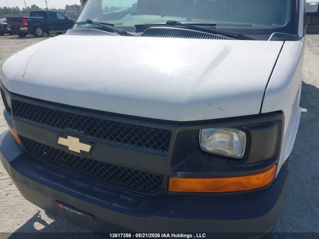 1GAZGZFG5F1102126 Chevrolet Express 3500 1ls