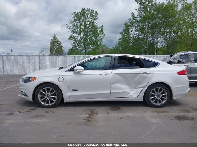3FA6P0SUXHR127801 Ford Fusion Energi Titanium