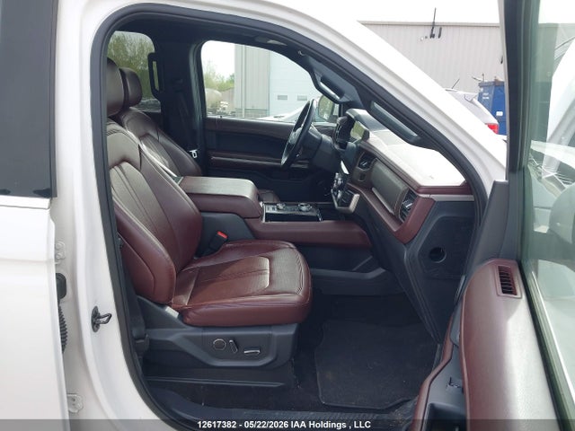 Продаж на аукціоні авто 2022 Ford Expedition Limited, vin: 1FMJU2AT0NEA00549, номер лоту: 12617382