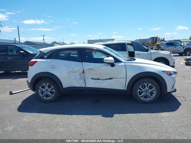 JM1DKFC72J0323622 Mazda Cx-3 Gs
