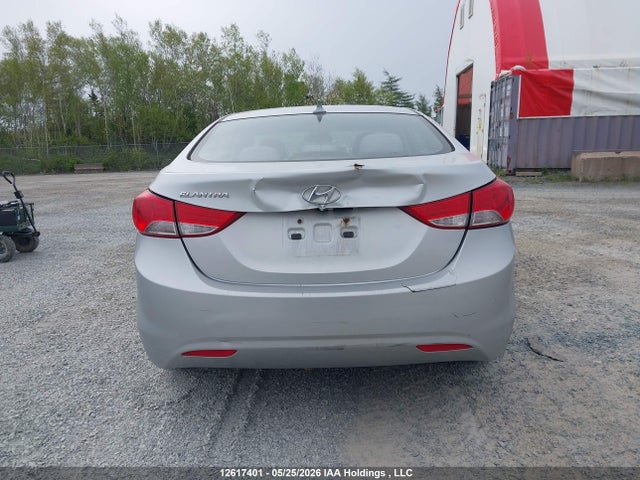2012 Hyundai Elantra Gls მანქანა იყიდება აუქციონზე, vin: 5NPDH4AE5CH138748, აუქციონის ნომერი: 12617401