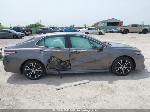 2019 Toyota Camry Se მანქანა იყიდება აუქციონზე, vin: 4T1B11HK2KU770743, აუქციონის ნომერი: 12617405