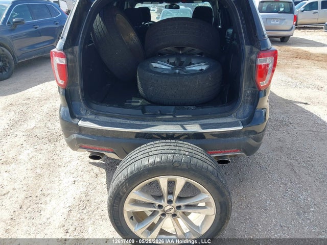12617409 :رقم المزاد ، 1FM5K8D8XJGA16578 vin ، 2018 Ford Explorer Xlt مزاد بيع