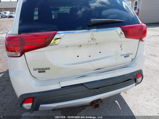 2016 Mitsubishi Outlander Es მანქანა იყიდება აუქციონზე, vin: JA4AZ2A33GZ612787, აუქციონის ნომერი: 12617415