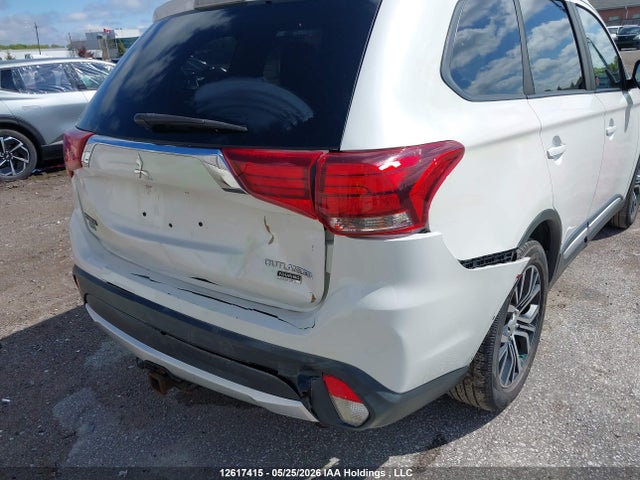 2016 Mitsubishi Outlander Es მანქანა იყიდება აუქციონზე, vin: JA4AZ2A33GZ612787, აუქციონის ნომერი: 12617415
