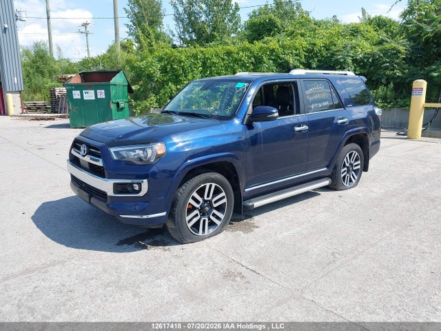 Toyota 4runner 2022 JTEKU5JR8N5990800 Image 2