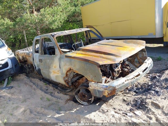 Продажа на аукционе авто 2003 Chevrolet Silverado K3500, vin: 1GCJK39143E309649, номер лота: 12617423