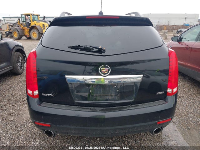 Продажа на аукционе авто 2015 Cadillac Srx V6 4dr 2wd, vin: 3GYFNAE30FS553845, номер лота: 12600233