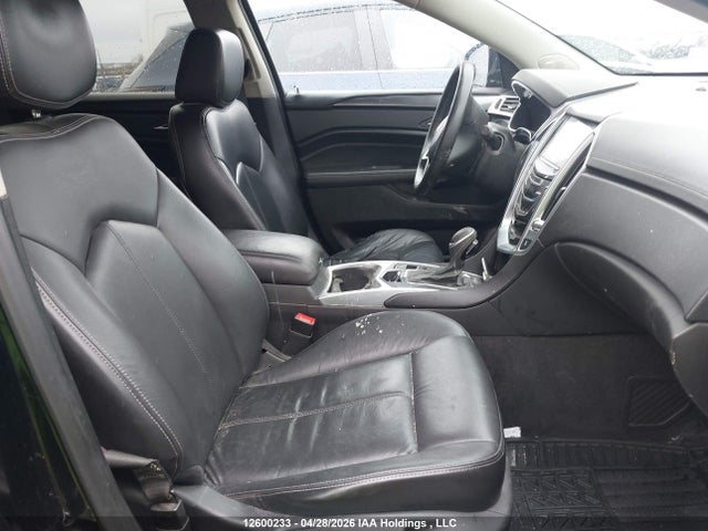 Продажа на аукционе авто 2015 Cadillac Srx V6 4dr 2wd, vin: 3GYFNAE30FS553845, номер лота: 12600233