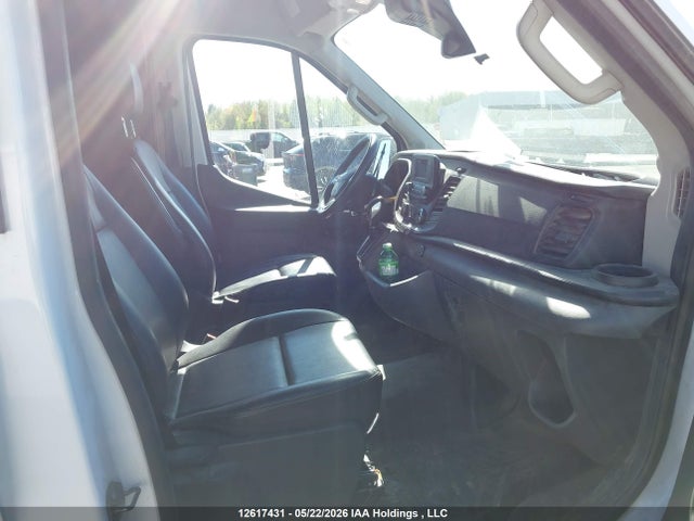 1FTBR2X84NKA33956 Ford Transit T-250